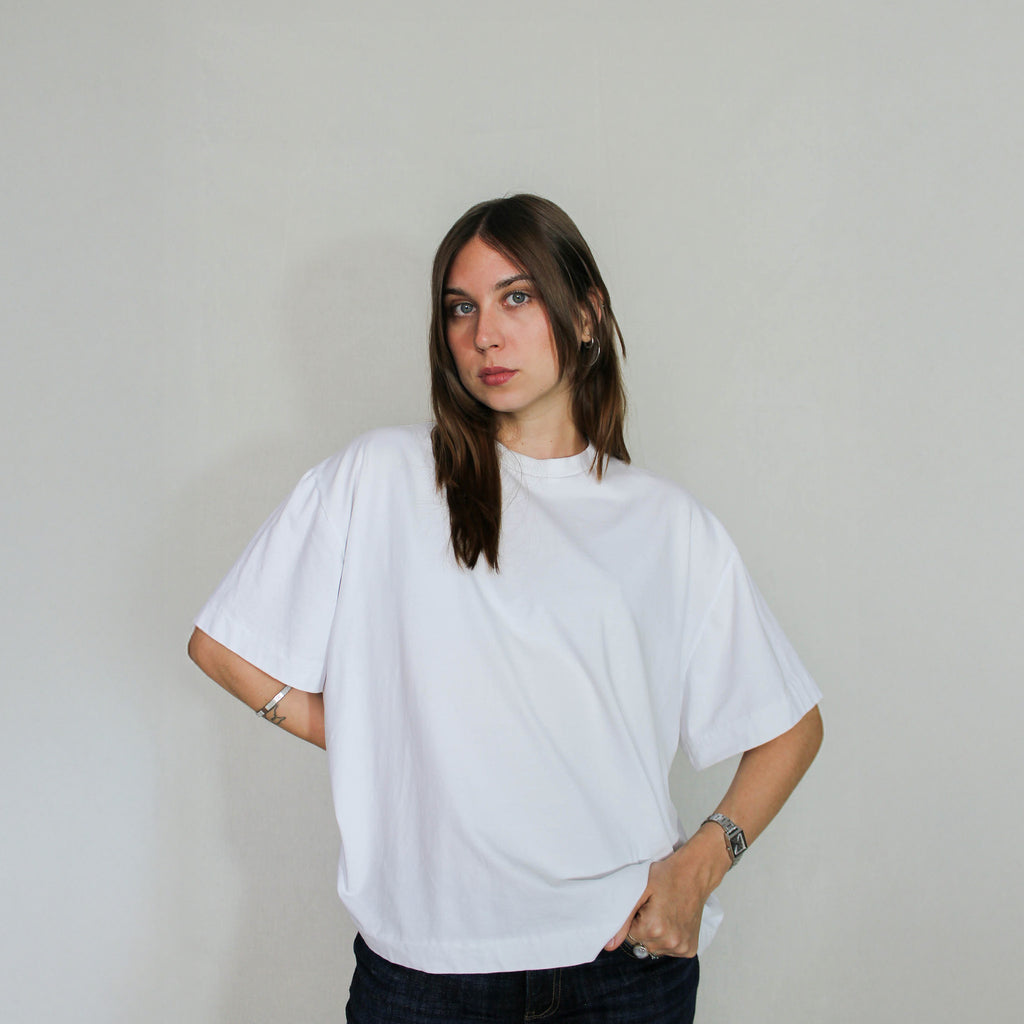 THE WHITE OVERSIZED SIGNATURE T-SHIRT